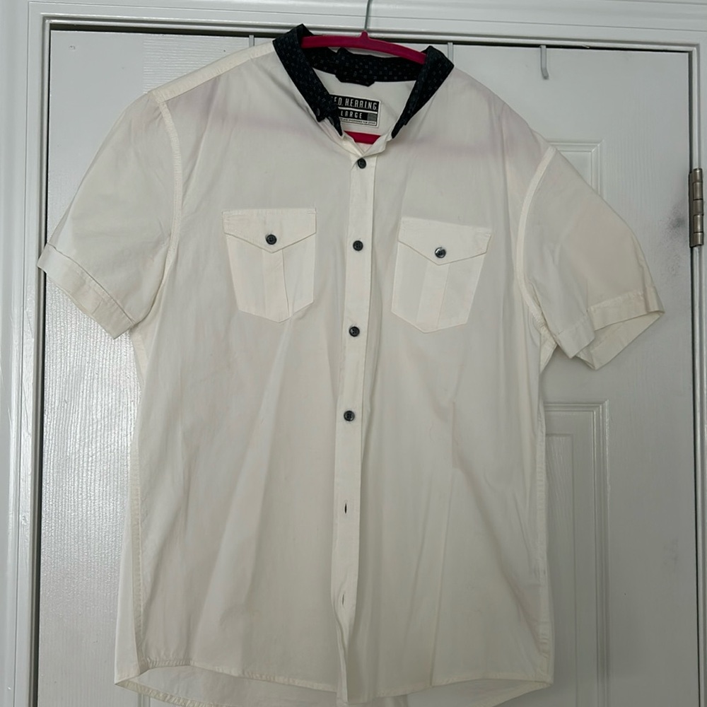 Men’s short sleeve shirt by Red Herring size Large